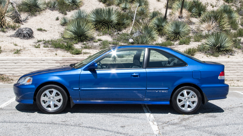 Illustration for article titled What The Perfect No-Mileage 1999 Honda Civic Si Is Like To Drive Today